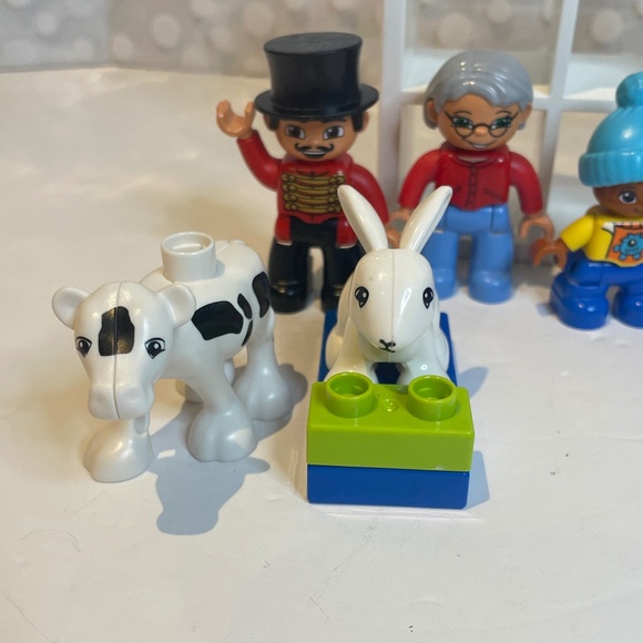 Lego Duplo Chunky Preschool figures bundle - Picture 5 of 5